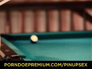 PINUP hump - Foxy cutie poon poked on the pool table